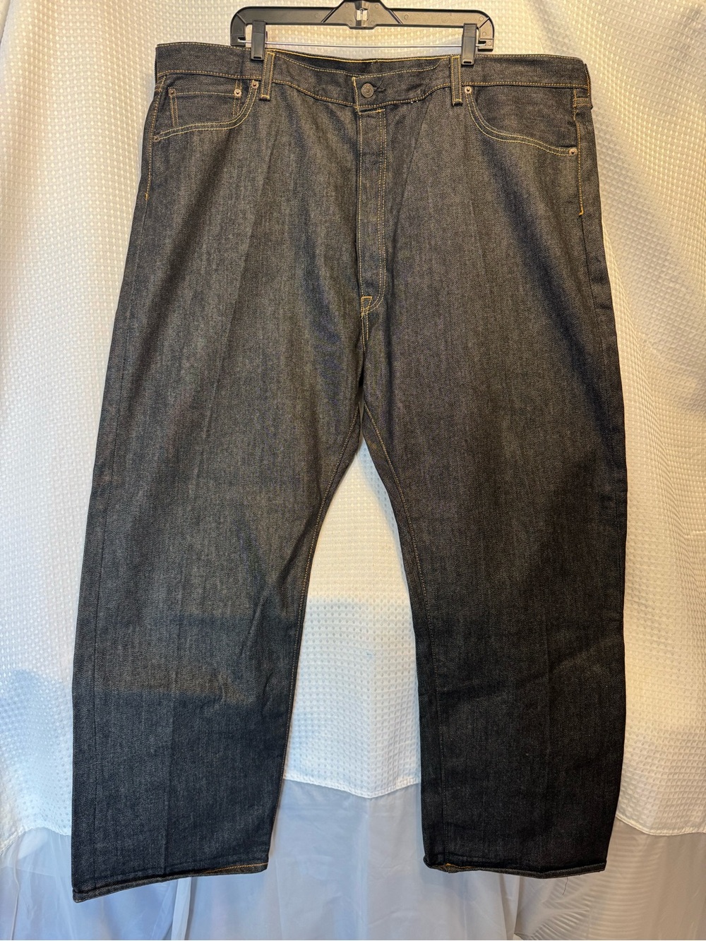 Levi's Men's Relaxed Jeans in Dark Wash Indigo